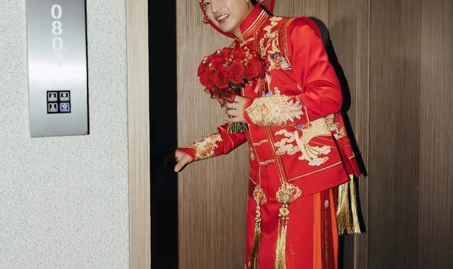 博鱼体育-41岁知名“特型演员”侯京健大婚！曝妻子身份，多次主持联欢晚会